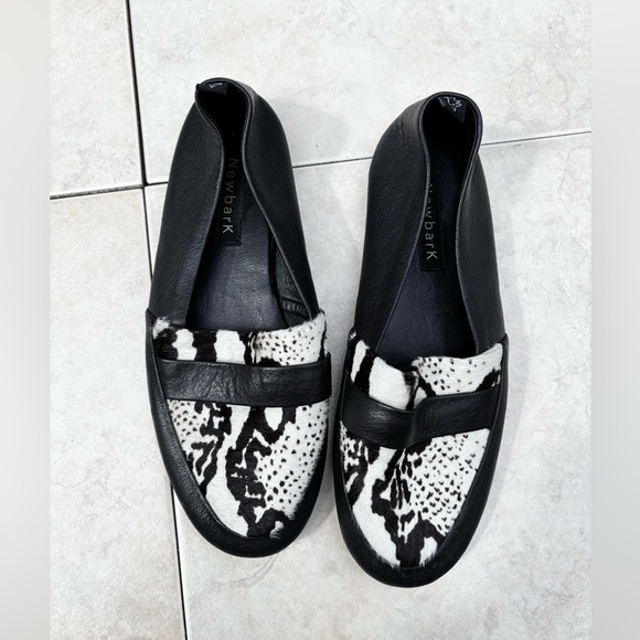 Newbark white and black loafers calf hair leather size 7 - Picture 1 of 7